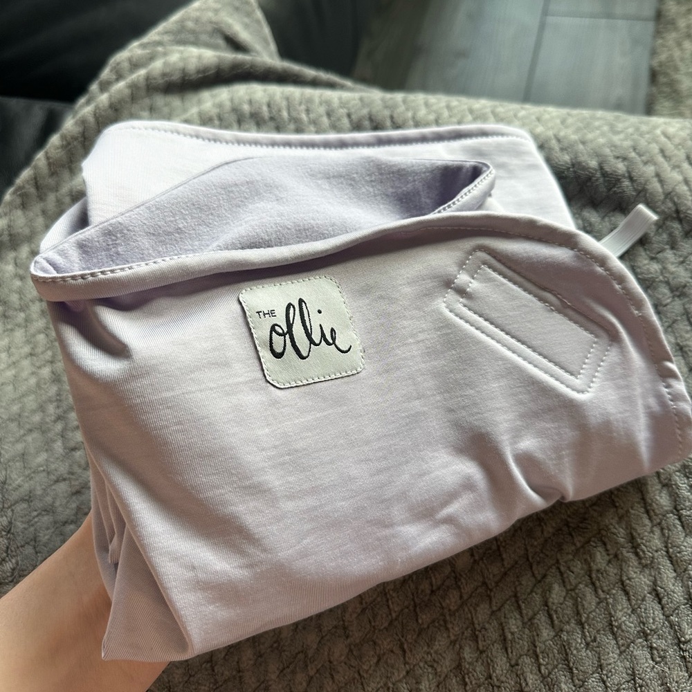 Lavender Ollie Swaddle. Never used, only washed once with plant based detergent.